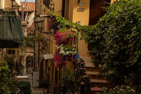 Taormina and the Volcano Oranges